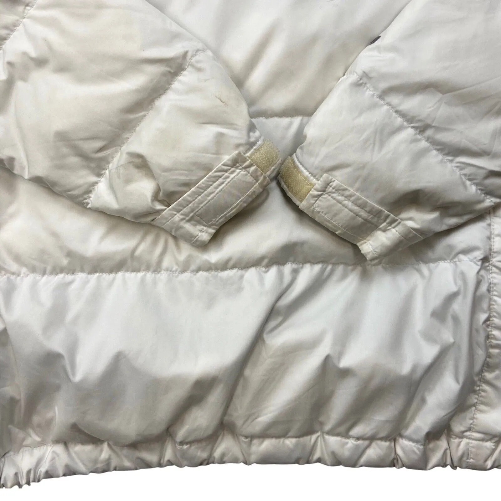 2000s White North Face 700 Womens Puffer Jacket Medium