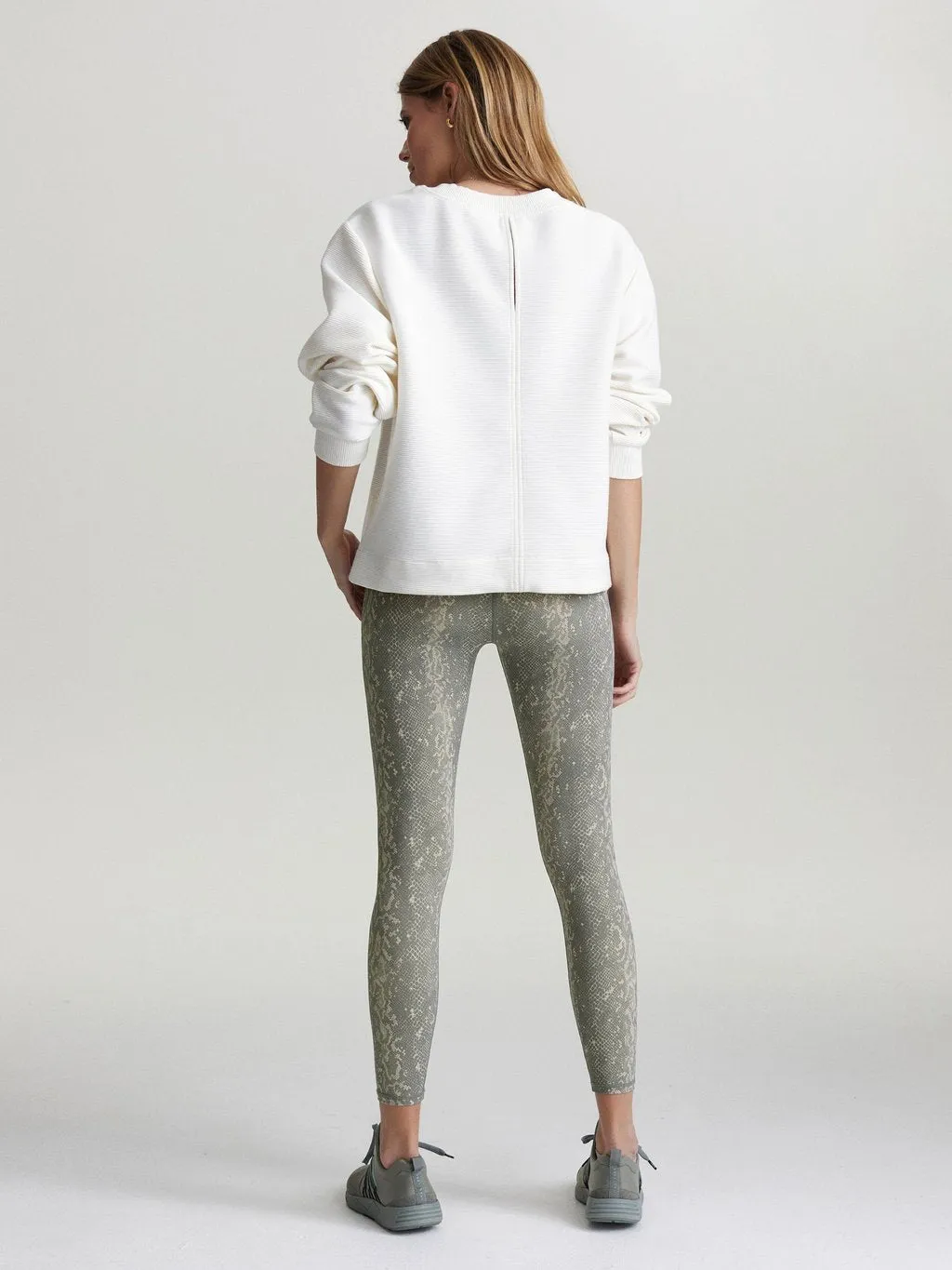 Hewitt Top, Cloud Dancer