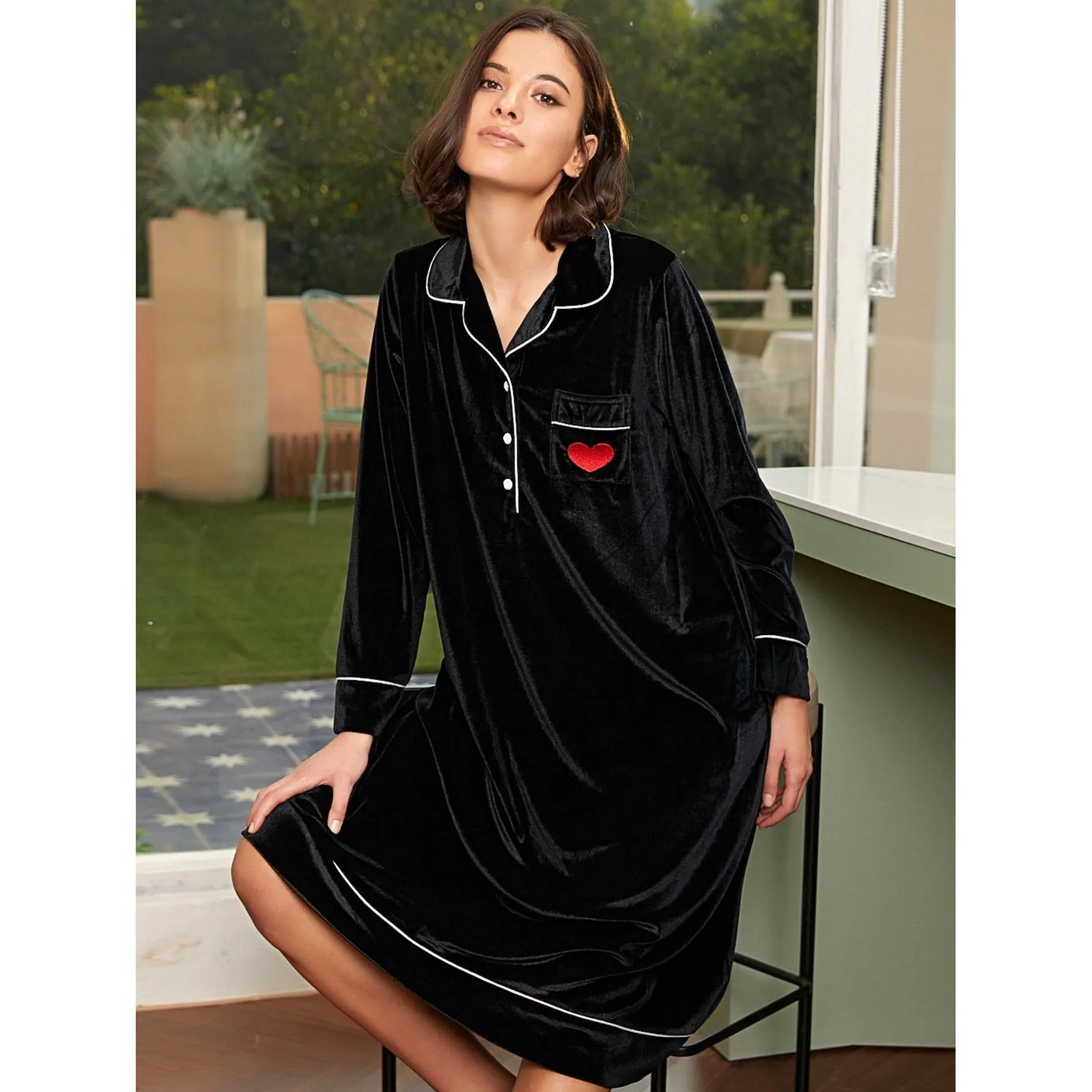 Nightdress Women Autumn Winter Long Sleeves Fleece Lined Thickened Pajamas Women