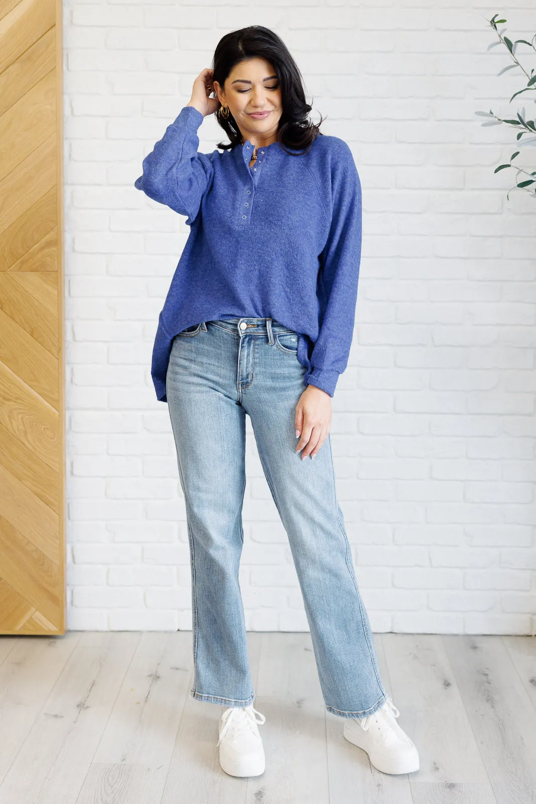 ONLINE EXCLUSIVE Keeping it Real Brushed Melange Hacci Long Sleeve Tee in Bright Blue