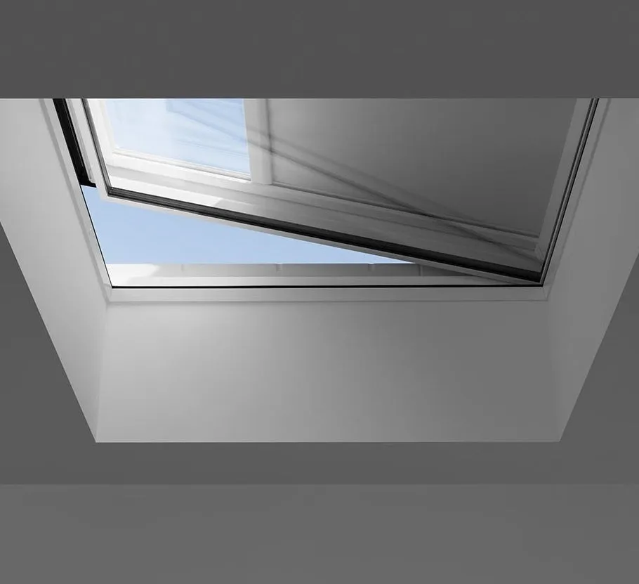 VELUX CVU 100100 S06Q Electric Flat Glass Rooflight Package 100 x 100 cm (Including CVU Triple Glazed Base & ISU Flat Glass Top Cover)